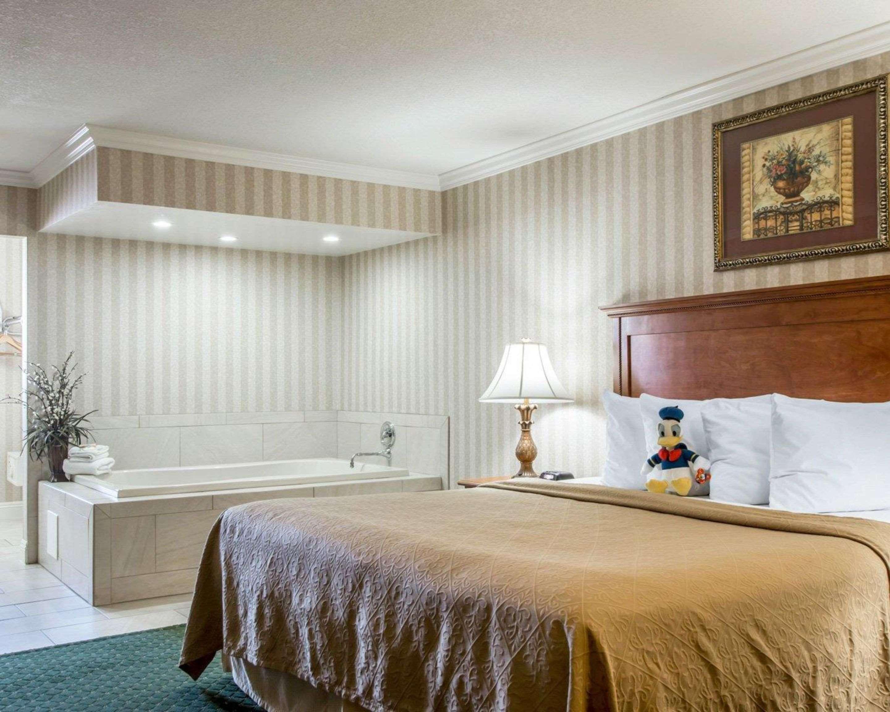 Quality Inn & Suites Anaheim Maingate Екстер'єр фото