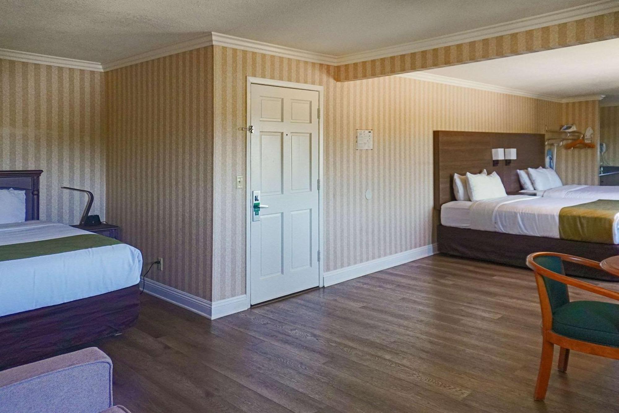 Quality Inn & Suites Anaheim Maingate Екстер'єр фото