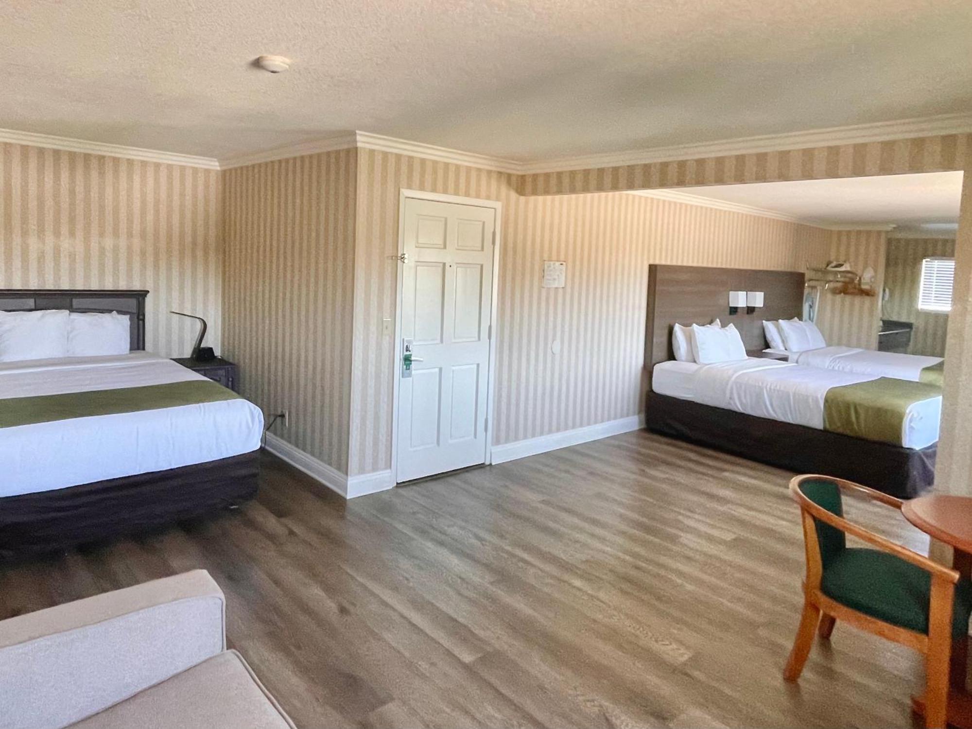Quality Inn & Suites Anaheim Maingate Екстер'єр фото