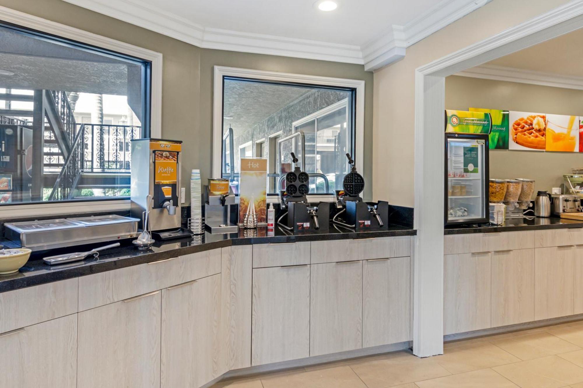 Quality Inn & Suites Anaheim Maingate Екстер'єр фото
