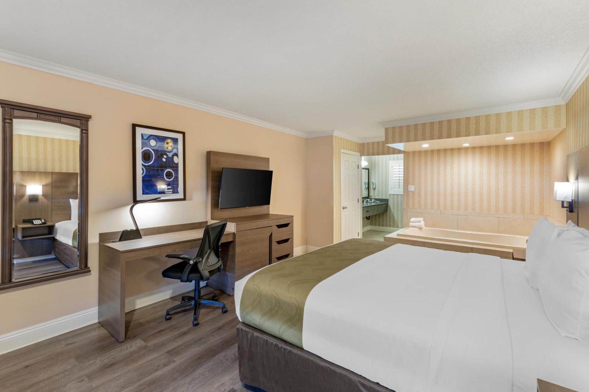 Quality Inn & Suites Anaheim Maingate Екстер'єр фото