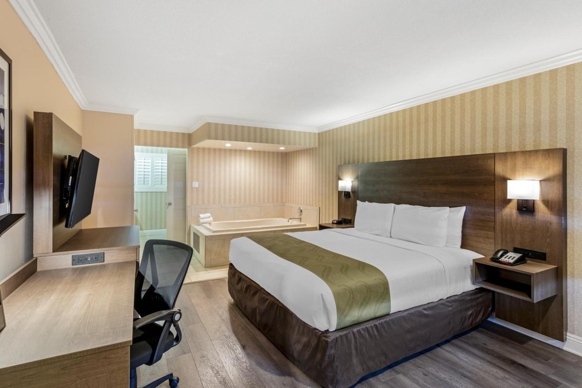 Quality Inn & Suites Anaheim Maingate Екстер'єр фото