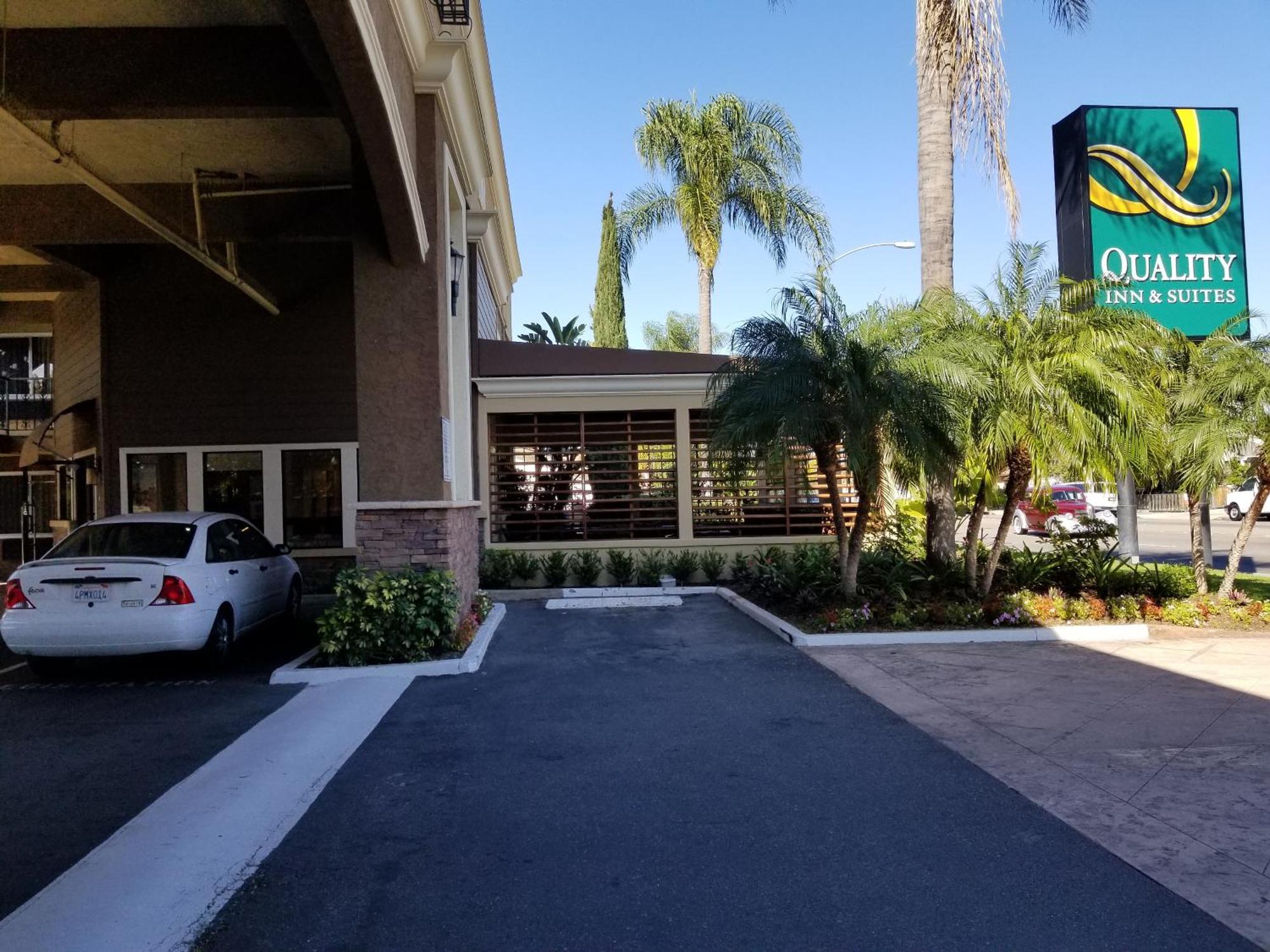 Quality Inn & Suites Anaheim Maingate Екстер'єр фото