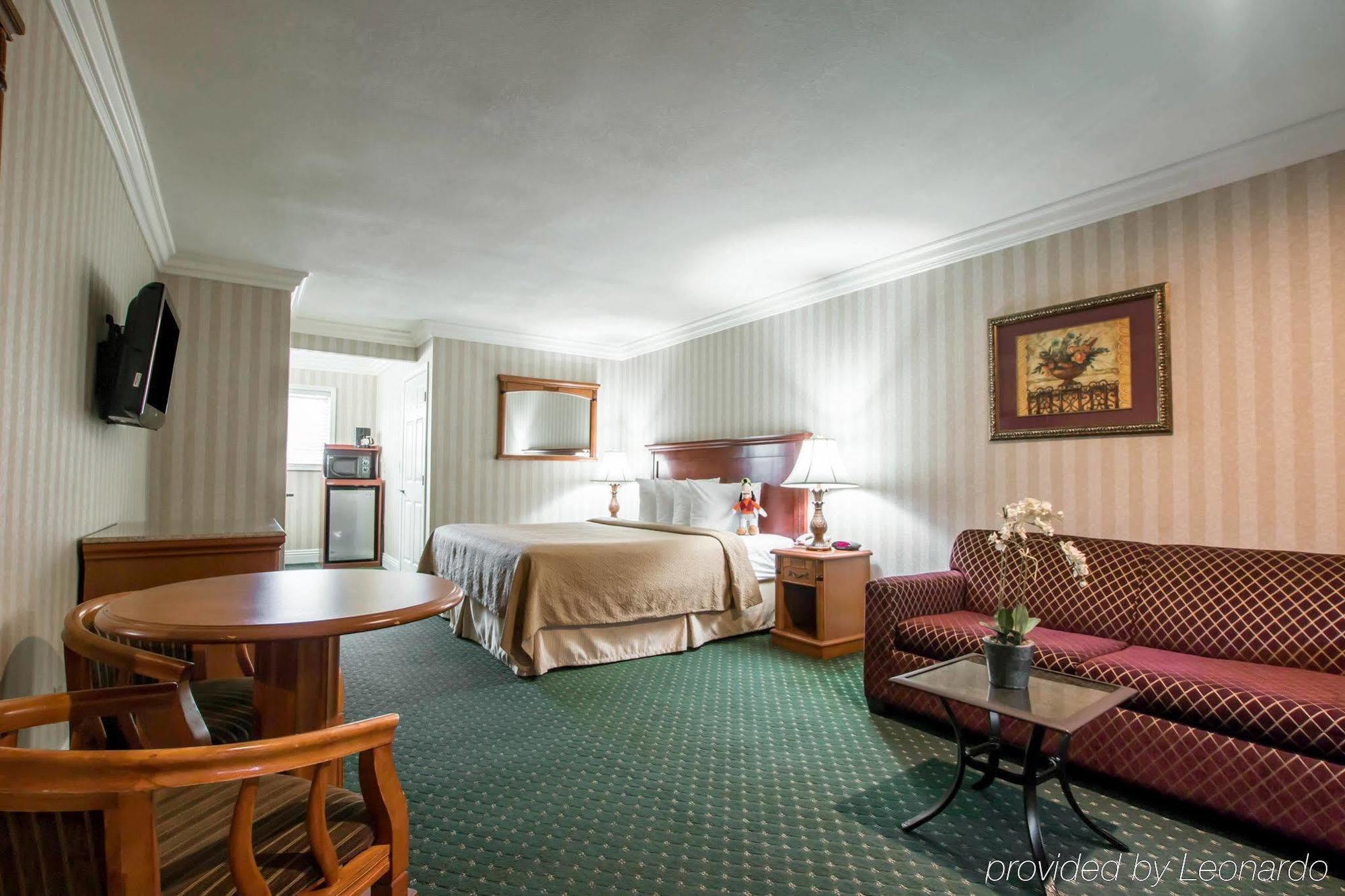 Quality Inn & Suites Anaheim Maingate Екстер'єр фото